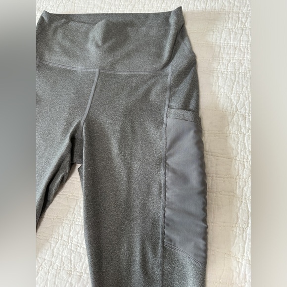 Fabletics on the go Powerhold Grey Leggings - Picture 2 of 8